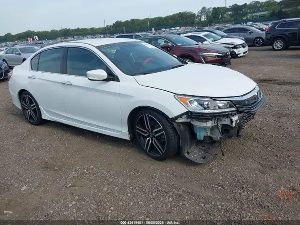 1HGCR2F1XHA281973 2017 HONDA ACCORD - Image 1