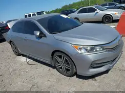 1HGCR2F1XHA283674 2017 HONDA ACCORD