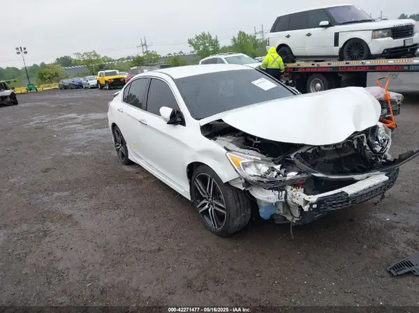 1HGCR2F1XHA286879 2017 HONDA ACCORD - Image 1