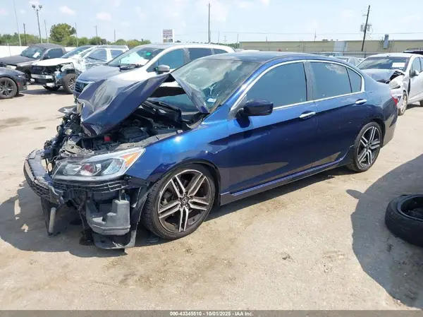 1HGCR2F1XHA295940 2017 HONDA ACCORD - Image 2