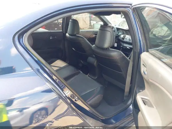 1HGCR2F1XHA295940 2017 HONDA ACCORD - Image 8