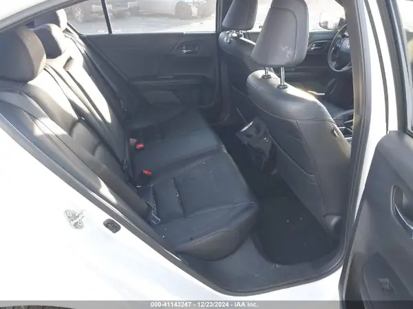 1HGCR2F1XHA300134 2017 HONDA ACCORD - Image 8