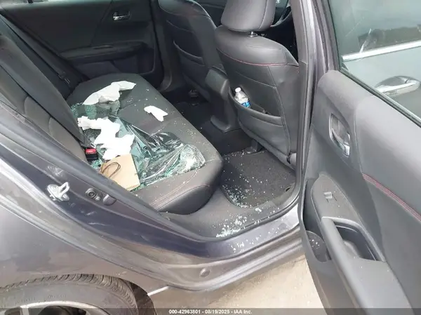 1HGCR2F1XHA302286 2017 HONDA ACCORD - Image 8
