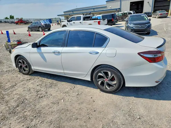 1HGCR2F30GA003616 2016 HONDA ACCORD - Image 2