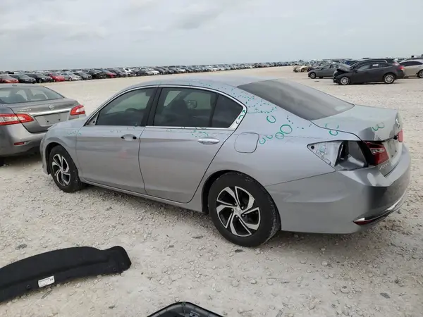 1HGCR2F30GA024059 2016 HONDA ACCORD - Image 2