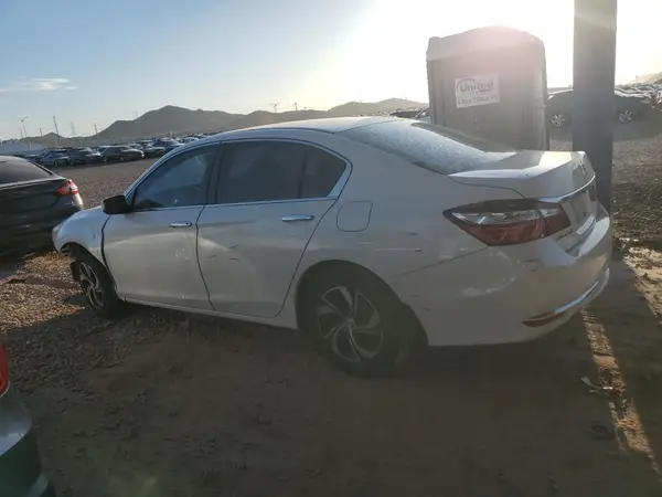 1HGCR2F30GA035420 2016 HONDA ACCORD - Image 2