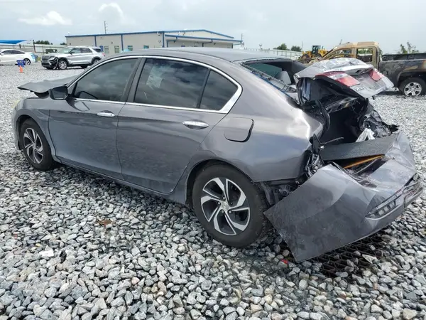 1HGCR2F30GA045817 2016 HONDA ACCORD - Image 2