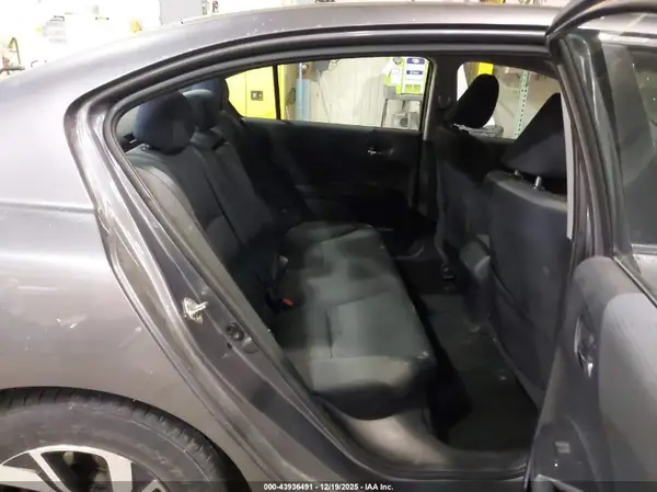 1HGCR2F30GA137509 2016 HONDA ACCORD - Image 8