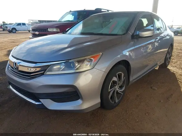 1HGCR2F30GA150809 2016 HONDA ACCORD - Image 2