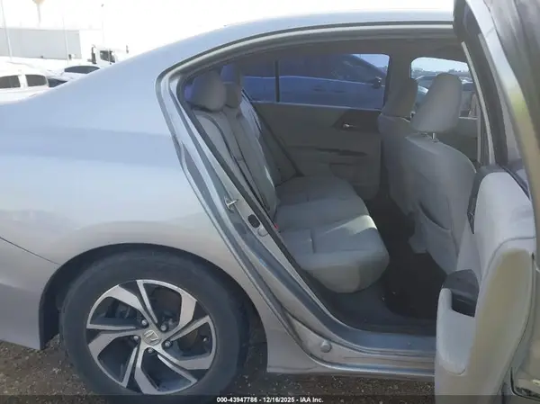 1HGCR2F30GA176200 2016 HONDA ACCORD - Image 8