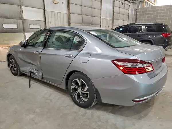 1HGCR2F30HA017856 2017 HONDA ACCORD - Image 2