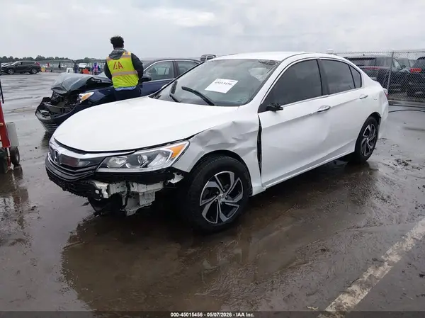 1HGCR2F30HA020448 2017 HONDA ACCORD - Image 2
