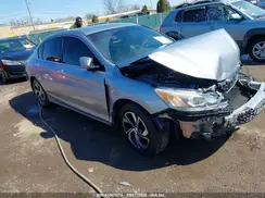 1HGCR2F30HA025214 2017 HONDA ACCORD