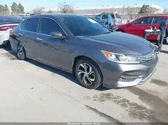 1HGCR2F30HA028582 2017 HONDA ACCORD
