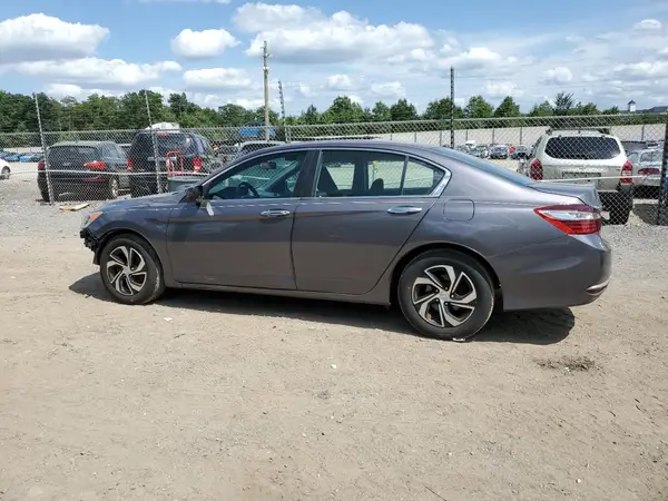 1HGCR2F30HA028596 2017 HONDA ACCORD - Image 2