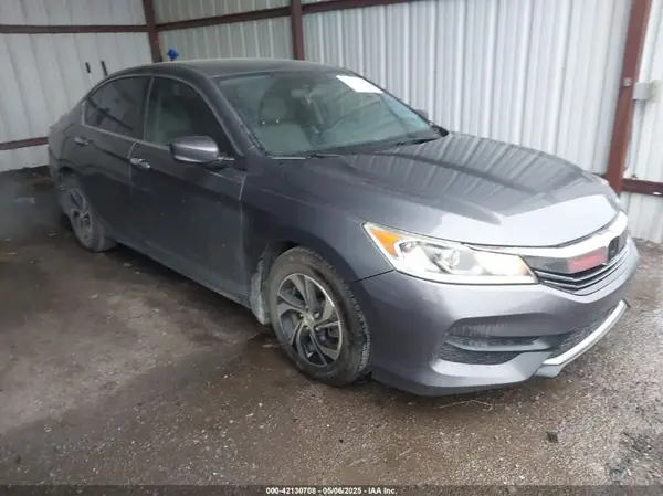 1HGCR2F30HA038237 2017 HONDA ACCORD - Image 1