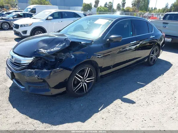 1HGCR2F30HA041364 2017 HONDA ACCORD - Image 2