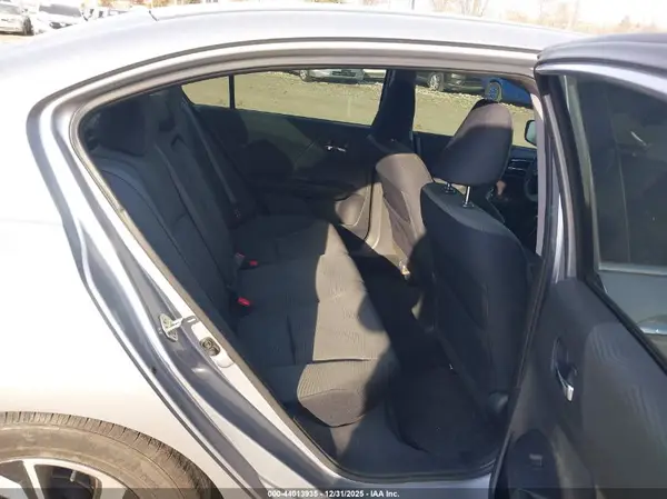 1HGCR2F30HA055958 2017 HONDA ACCORD - Image 8