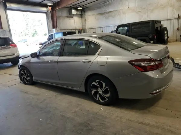 1HGCR2F30HA057192 2017 HONDA ACCORD - Image 2