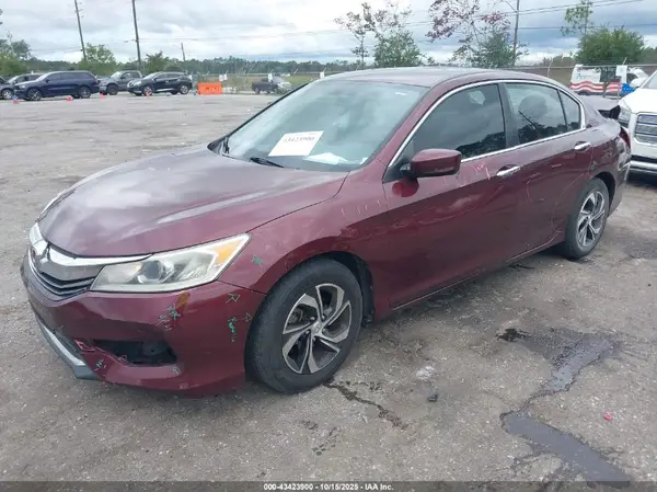 1HGCR2F30HA064000 2017 HONDA ACCORD - Image 2