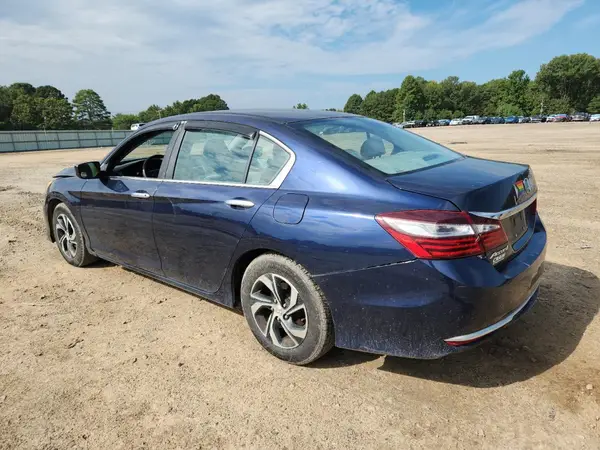 1HGCR2F30HA066748 2017 HONDA ACCORD - Image 2