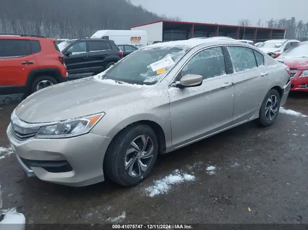 1HGCR2F30HA075739 2017 HONDA ACCORD - Image 2