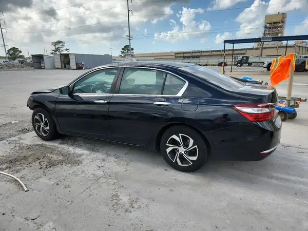 1HGCR2F30HA078477 2017 HONDA ACCORD - Image 2