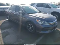1HGCR2F30HA092184 2017 HONDA ACCORD
