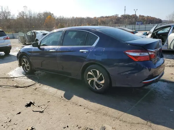 1HGCR2F30HA094498 2017 HONDA ACCORD - Image 2