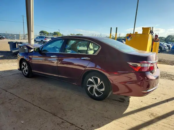 1HGCR2F30HA096011 2017 HONDA ACCORD - Image 2