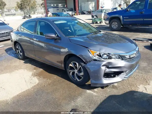 1HGCR2F30HA104513 2017 HONDA ACCORD - Image 1