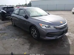 1HGCR2F30HA121361 2017 HONDA ACCORD