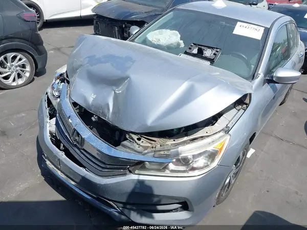 1HGCR2F30HA130903 2017 HONDA ACCORD - Image 2