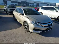 1HGCR2F30HA139374 2017 HONDA ACCORD