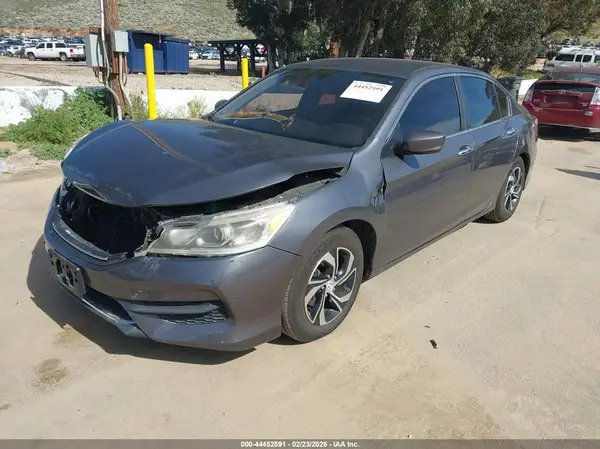 1HGCR2F30HA139522 2017 HONDA ACCORD - Image 2