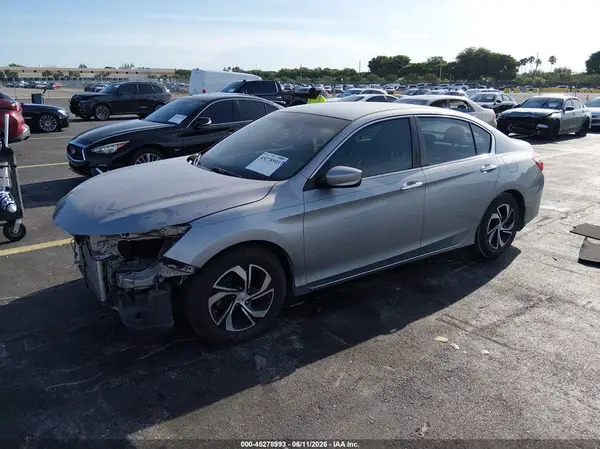 1HGCR2F30HA146454 2017 HONDA ACCORD - Image 2