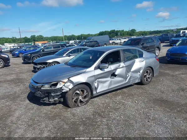 1HGCR2F30HA151914 2017 HONDA ACCORD - Image 2