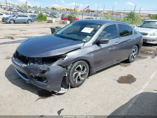 1HGCR2F30HA152383 2017 HONDA ACCORD - Image 2