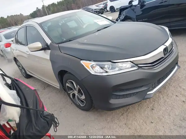 1HGCR2F30HA156756 2017 HONDA ACCORD - Image 1