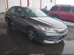 1HGCR2F30HA160158 2017 HONDA ACCORD