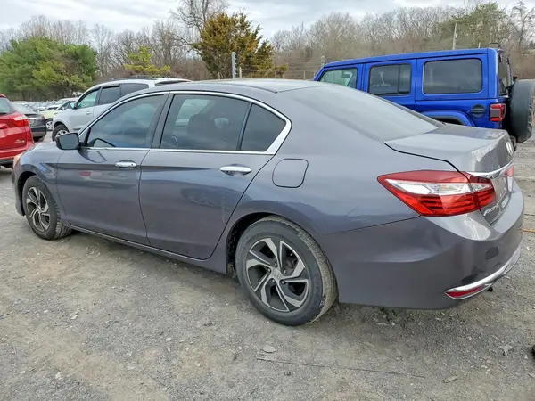 1HGCR2F30HA166381 2017 HONDA ACCORD - Image 2