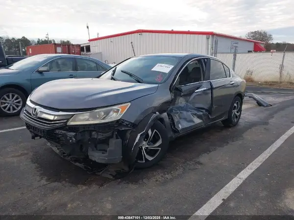 1HGCR2F30HA172973 2017 HONDA ACCORD - Image 2