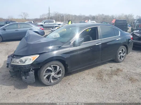 1HGCR2F30HA180703 2017 HONDA ACCORD - Image 2