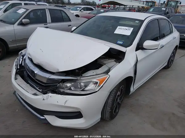 1HGCR2F30HA202232 2017 HONDA ACCORD - Image 2