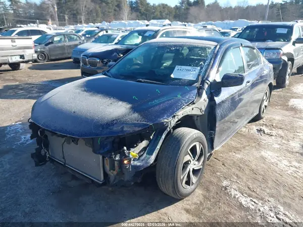 1HGCR2F30HA204126 2017 HONDA ACCORD - Image 2