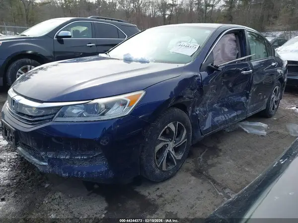 1HGCR2F30HA213201 2017 HONDA ACCORD - Image 2