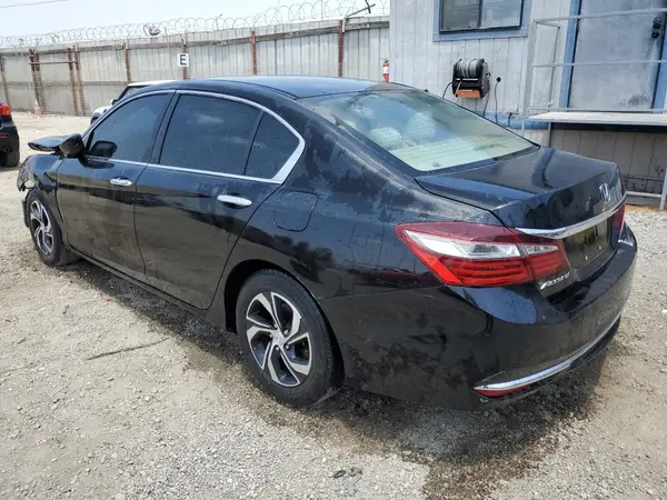 1HGCR2F30HA215109 2017 HONDA ACCORD - Image 2