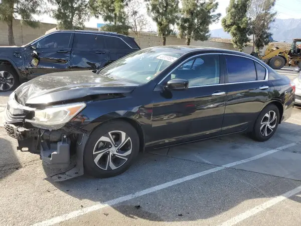 1HGCR2F30HA215255 2017 HONDA ACCORD - Image 1