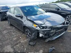 1HGCR2F30HA228409 2017 HONDA ACCORD