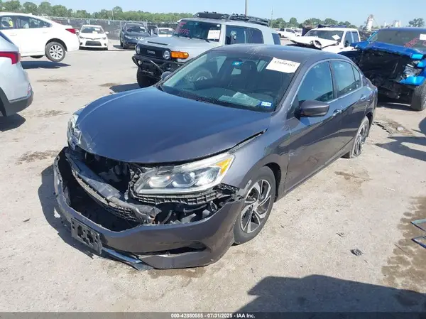 1HGCR2F30HA228667 2017 HONDA ACCORD - Image 2